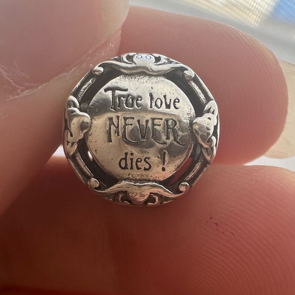NWOT Pandora x Disney The Nightmare Before Christmas Charm 792292C01 - Picture 7 of 15
